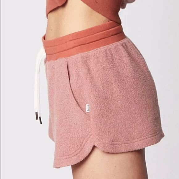 Feat Blanketblend Shorts Cayenne MEDIUM Blanket - Picture 2 of 10